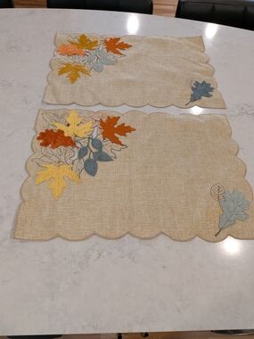 Autumn Leaf Embroidered Beige Placemats - Set of 2